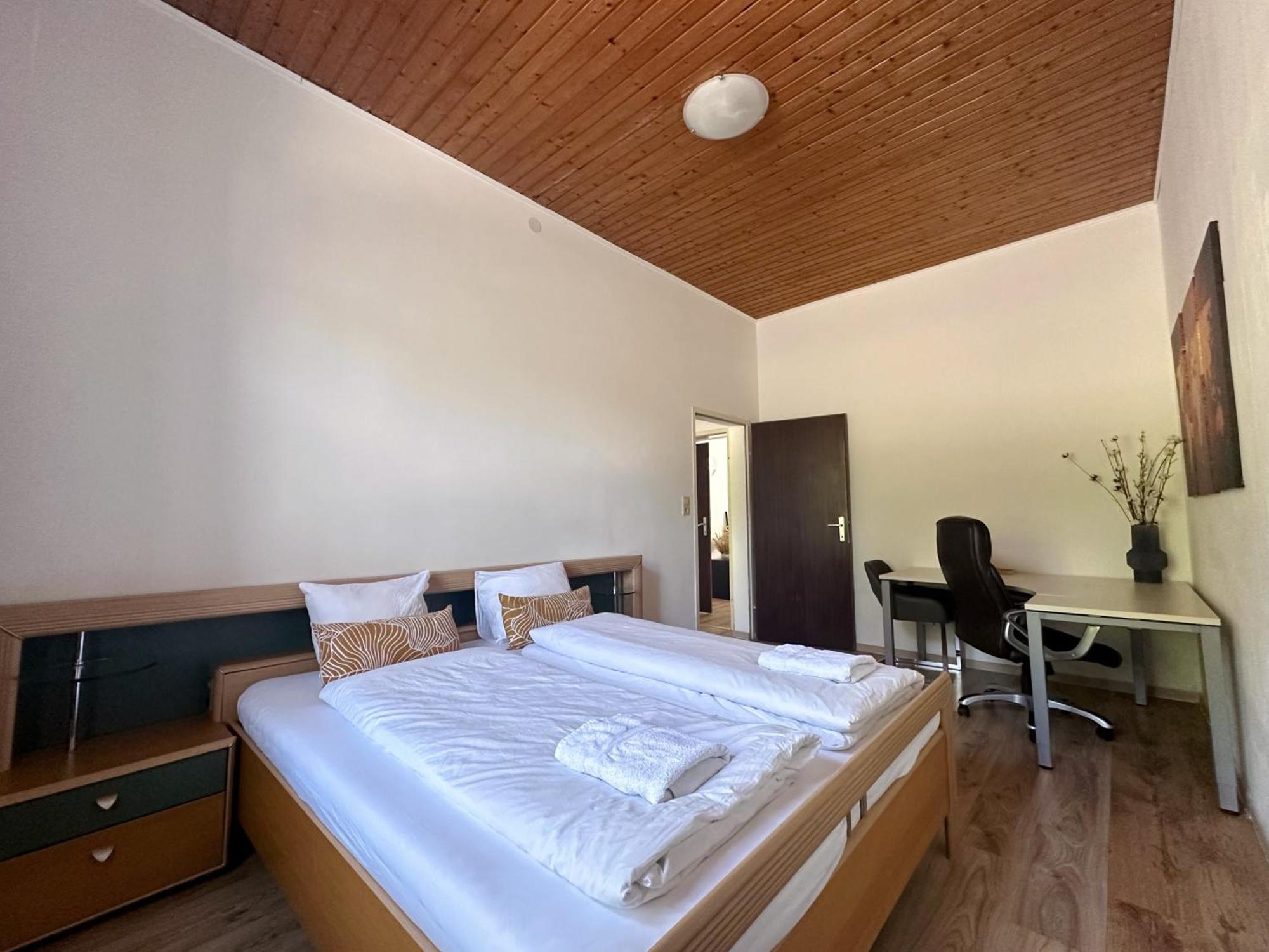 Apartamento Up Resistances G Baden Exterior foto
