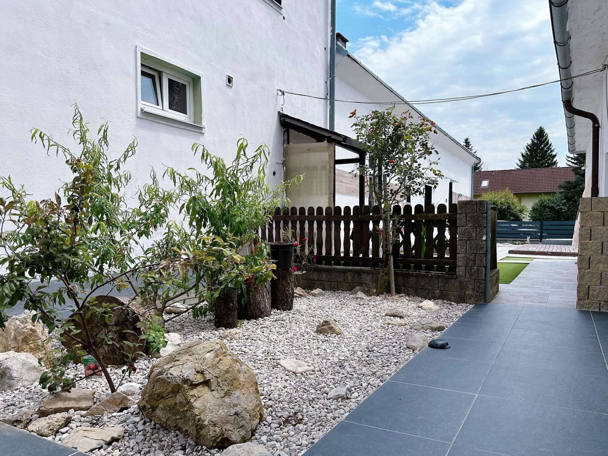 Apartamento Up Resistances G Baden Exterior foto